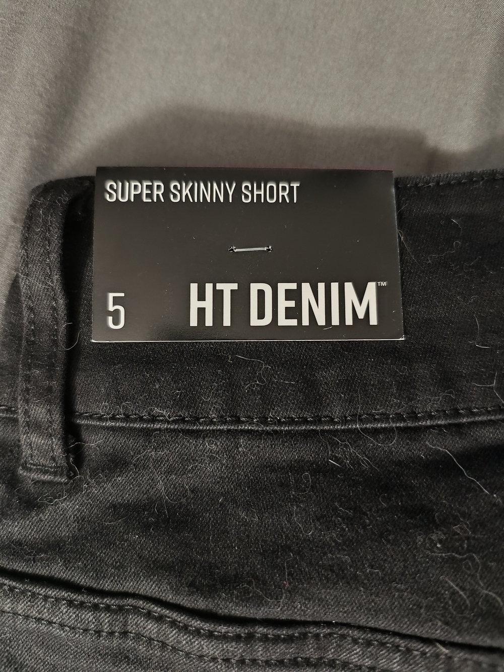 Hot Topic Black Buckle Strap Jean Shorts - Picture 3 of 4